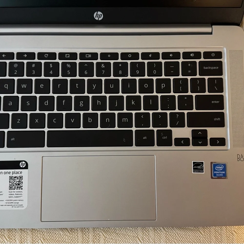 HP Chromebook - Sleek Black Laptop